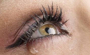 Does Crying Make Your Eyelashes Longer? Myth Debunked! Does Crying Make Your Eyelashes Longer