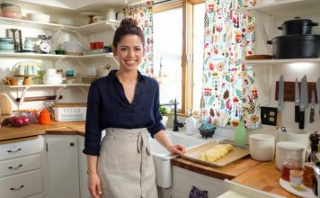 Molly Yeh Net Worth, Food Network, Cookbook, Recipes And More
