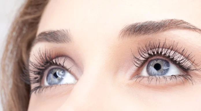 How Long Does It Take Eyelashes To Grow Back