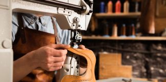 Footwear Seam Engineering: Optimizing Thread, Stitch Density, and Material Performance Bonded nylon thread